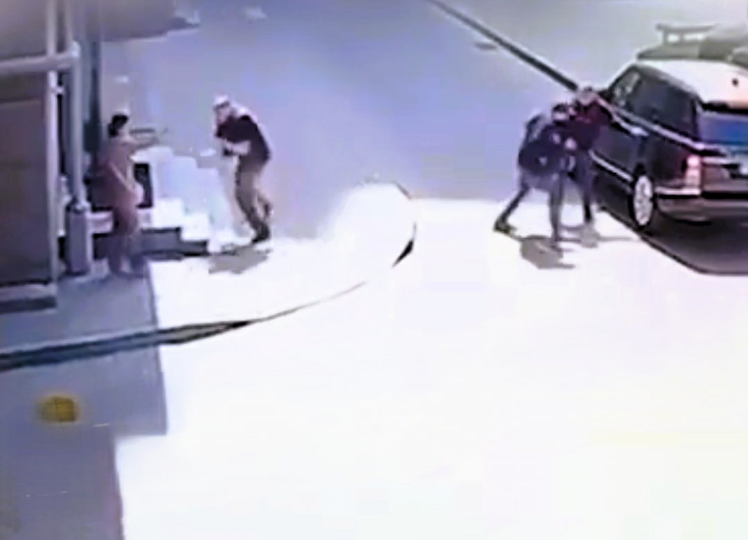 В Стерненка стріляла жінка з Одещини: зʼявилось відео замаху 
