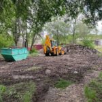 В Одесі прибирають стихійне звалище на вулиці Грушевського