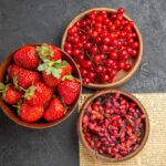 Алергія на червоні продукти виникає чи ні – відповідь педіатра