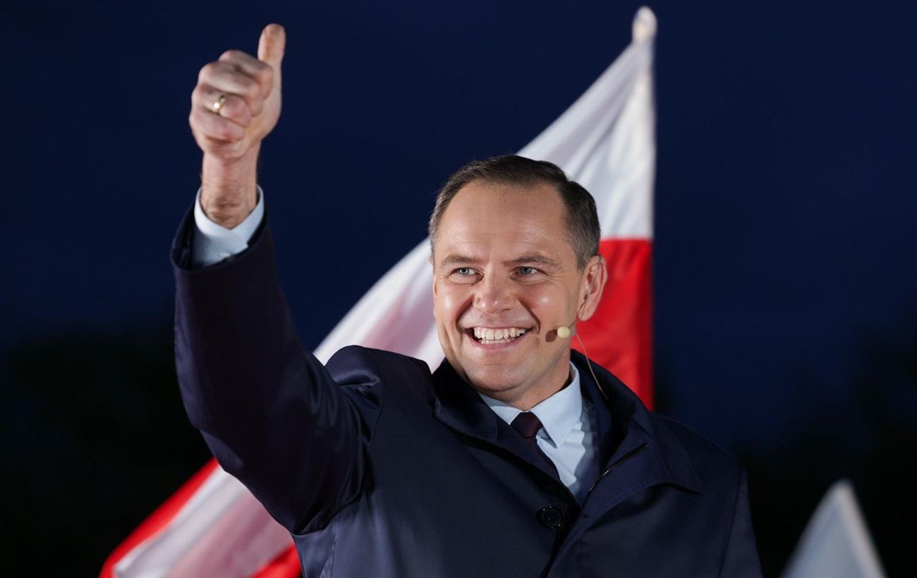 Кароль Навроцький переміг на виборах у Польщі – хто він, позиція щодо України