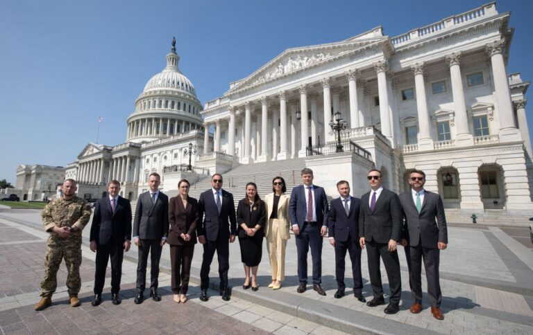 Україна розповіла сенаторам США про ситуацію на фронті – деталі