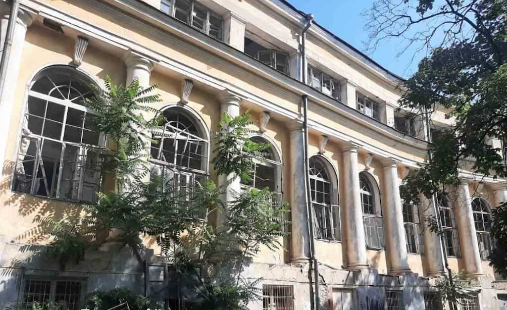 Наслідки атаки на Одесу: постраждали лікарня і педуніверситет