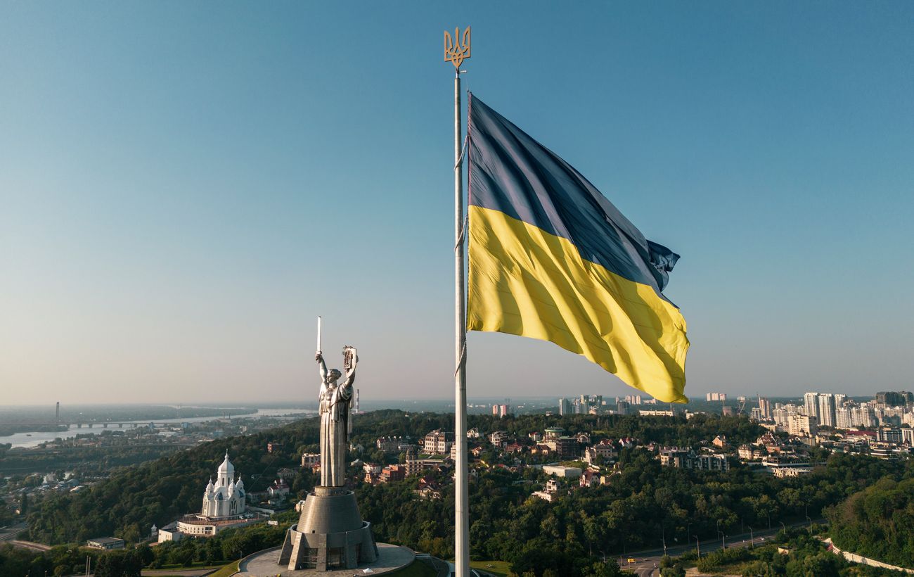 Найбільший прапор країни у Києві знімуть 3 червня для технічного обслуговування, до 4 червня