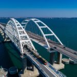 СБУ підірвало Кримський міст — вибух бух під водою