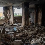 Фоторепортаж з місця удару дрона по одеській висотці: руйнування, загибель людей та робота оперативного штабу