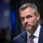 Президент Словаччини назвав неможливим референдум з відміни санкцій проти РФ