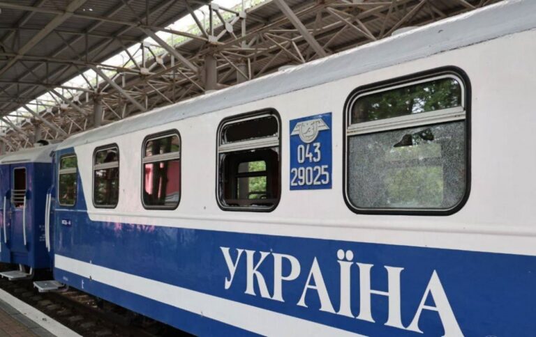 Удар по дитячій залізниці в Харкові 7 червня – фото наслідків показали в ОВА