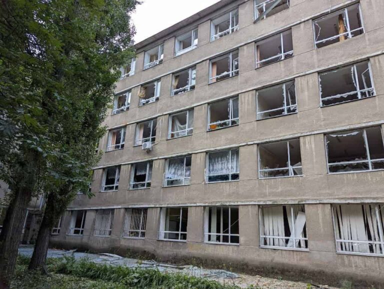 В Одесі від дронової атаки постраждав виш і вокзал
