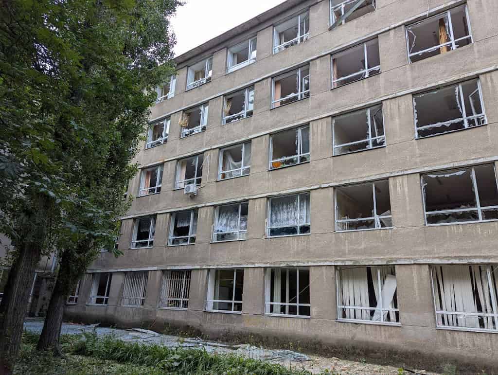 В Одесі від дронової атаки постраждав виш і вокзал