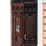 В Одесі відновили автентичні двері будинку Руссова
