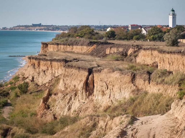 Курорт Санжейка під Одесою може сповзти в море