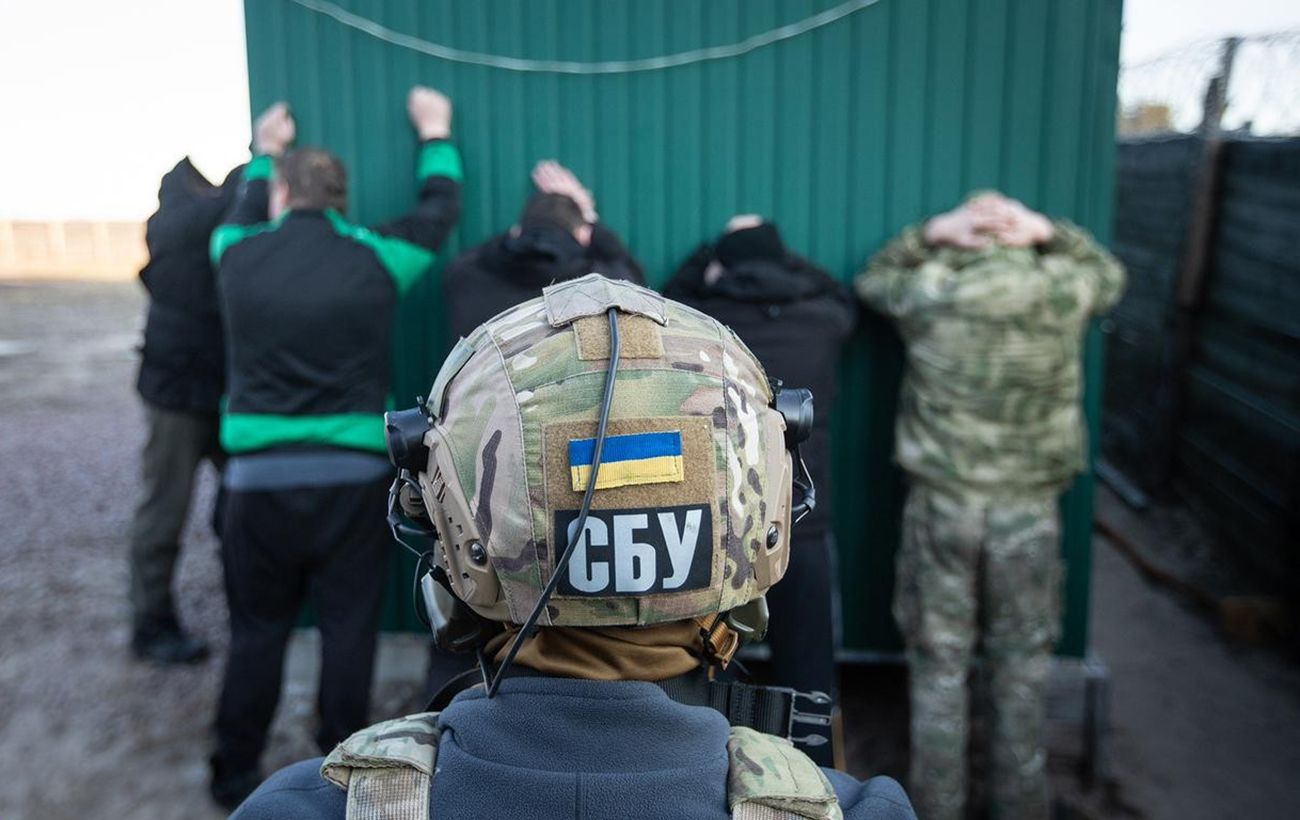 СБУ викрила агента ФСБ на Львівщині – шукав авіабази для удару РФ