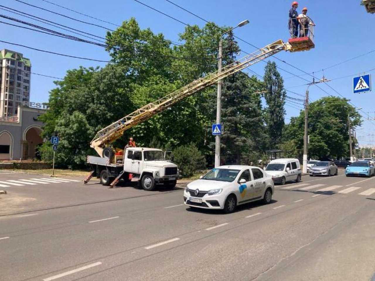 Новий світлофор на Генуезькій в Одесі: роботи триватимуть тиждень