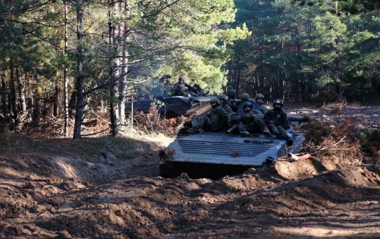 На фронті понад 100 боєзіткнень і масовані авіаудари – де 28 червня було найспекотніше