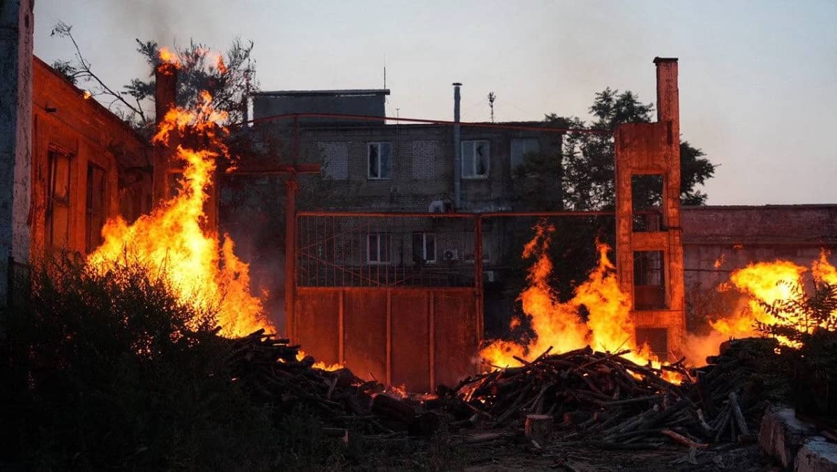 обстріл Запоріжжя, атака дронів і «відповідь» ЗСУ