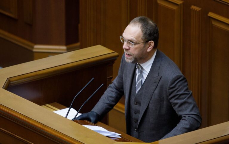 Нардеп Сергій Власенко заявив, що комісія з питань корупції перевірить роботу НАБУ