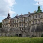 Найкрасивіші маловідомі замки України – куди поїхати