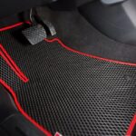 Сучасні рішення для чистоти і захисту салону автомобіля