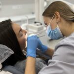 Сучасна імплантація зубів від Crystal Dent – повертає впевненість у собі