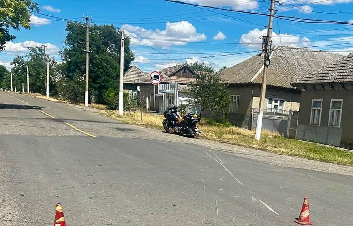 ДТП із мотоциклістом у Болградському районі: водій легковика не поступився дорогою