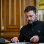 Зеленський присвоїть звання Героя України Фішеру, Гринцевичу та Карвацькому