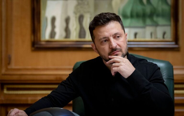 Зеленський заявив, що Байден не закінчив війну в Україні, а Трамп може