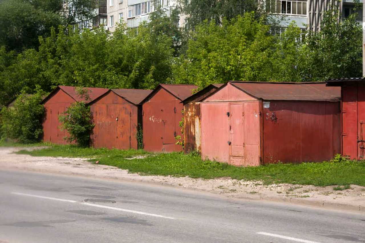 В Одесі заборонили видачу дозволів на нові залізні гаражі