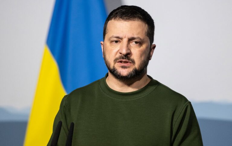 Зеленський указом синхронізував санкції з ЄС