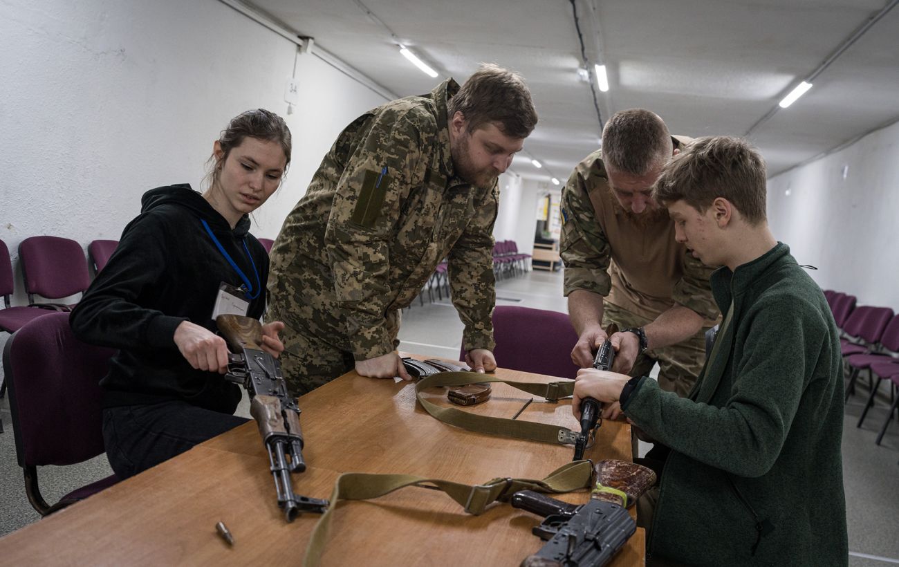 Зеленський підписав законопроект 13276 – медиків чекає військова підготовка