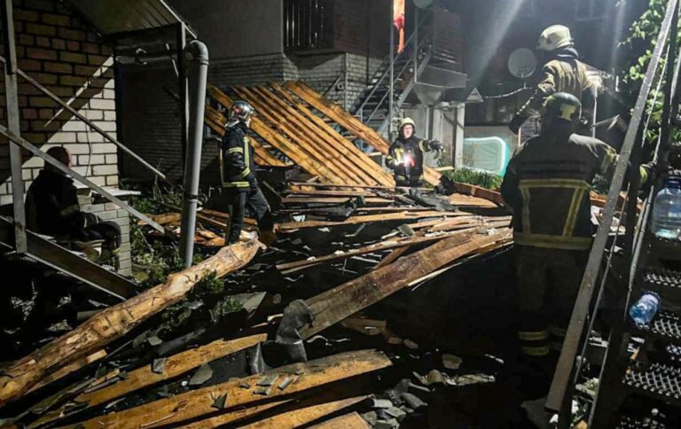 Харків накрила негода – один загиблий, кілька постраждалих, фото