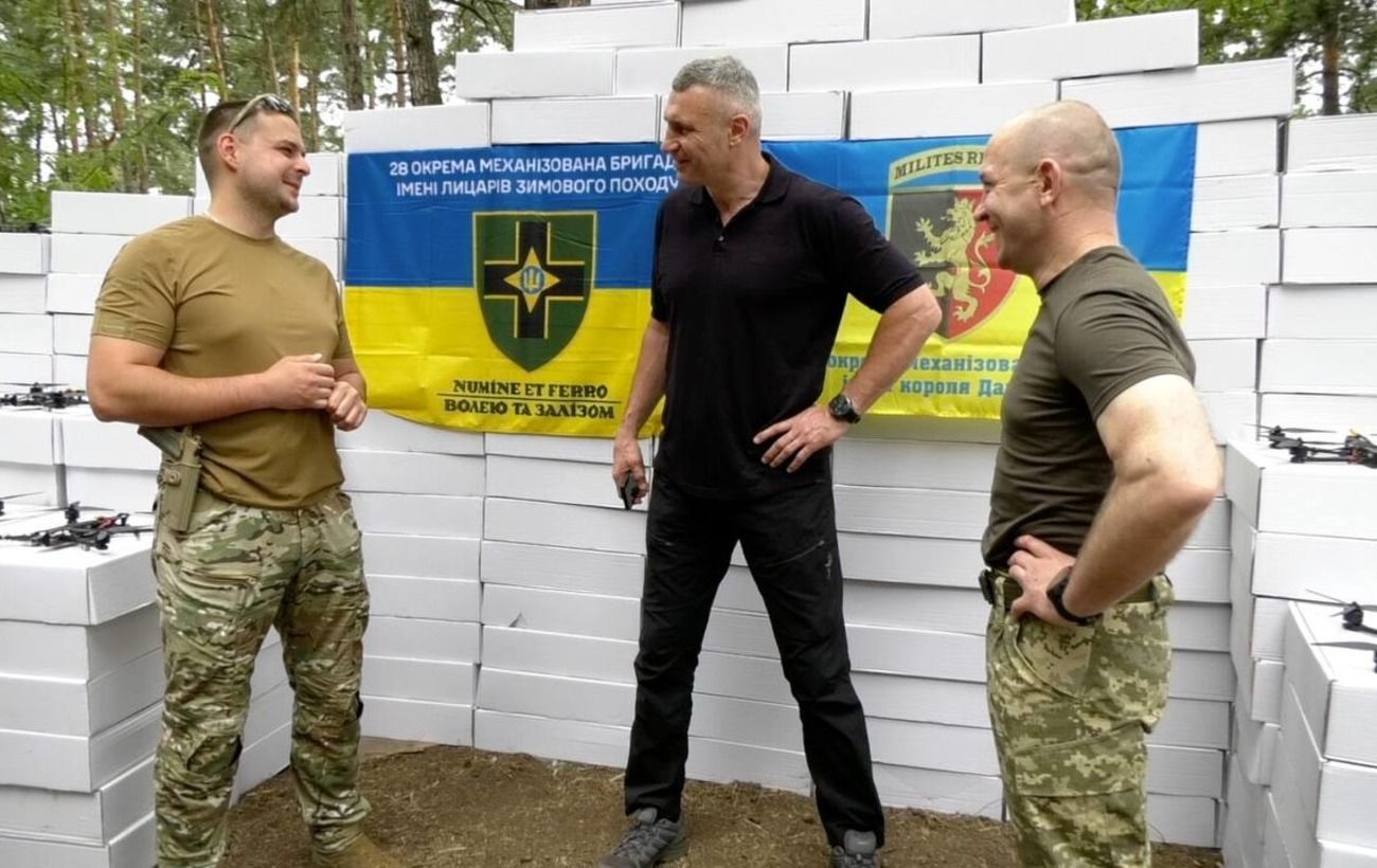 Кличко заявив, що дрони від киян поїхали до бійців 24 та 28 бригад