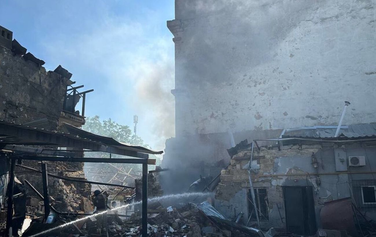Обстріл Миколаєва 6 липня – з’явились фото наслідків масованої атаки
