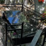 В Одесі затримали вандала, який пошкодив пам’ятники на цвинтарі