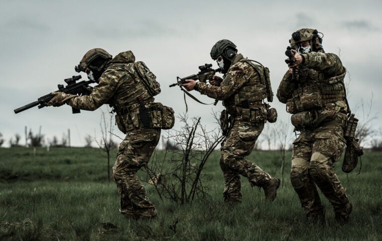 Бійці Шаманбату знищили трьох росіян і взяли полонених – архівні кадри бою