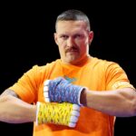 Усик переміг Дюбуа – результат і як пройшов бій, відео і фото