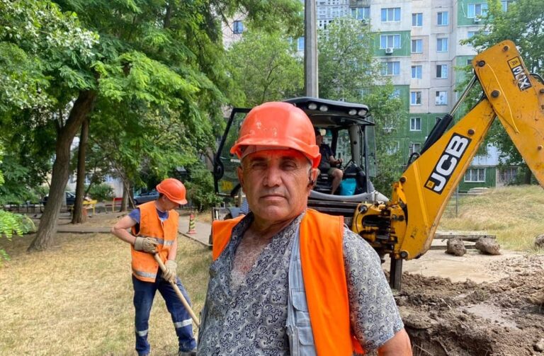 Людина-легенда водоканалу: Сафар Сафаров 43 роки забезпечує Одесу водою