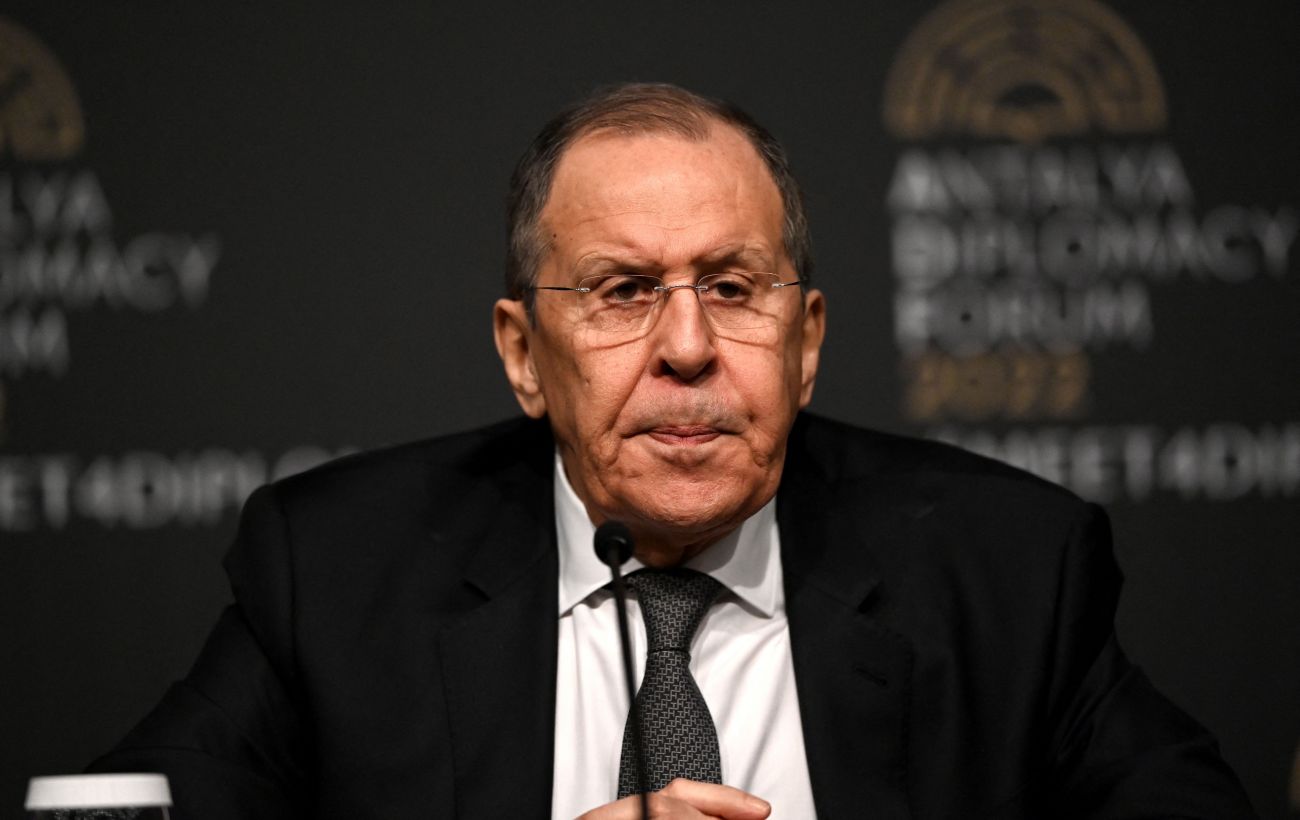 Зустріч Зеленського і Путіна – Лавров вигадав нову відмовку РФ