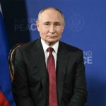 Біля палацу Путіна чотири дні гасили пожежу після атаки дрона