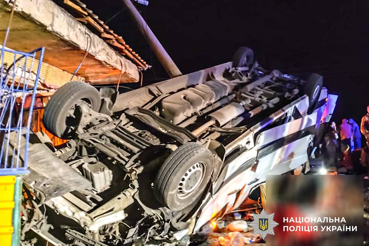 У ДТП з автобусом “Одеса – Дніпро” на Миколаївщині загинули люди