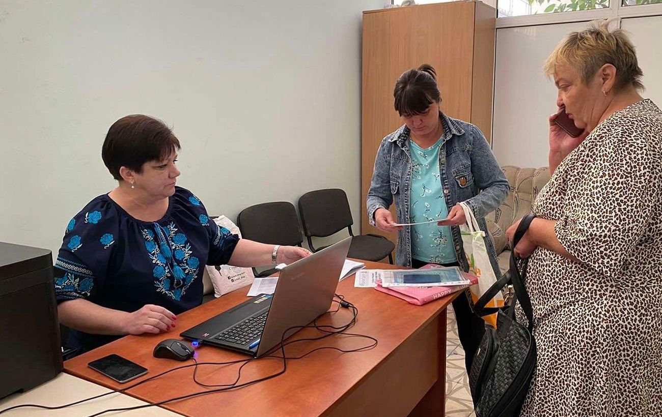 Пенсії в Україні в липні було виплачено на 68,8 млрд гривень