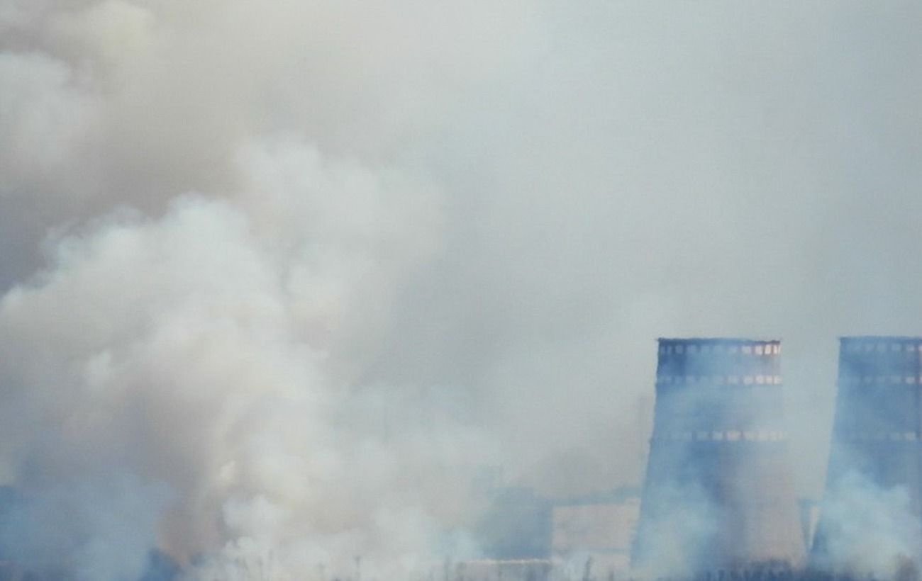 Запорізька АЕС у диму – у Міненерго розкрили деталі