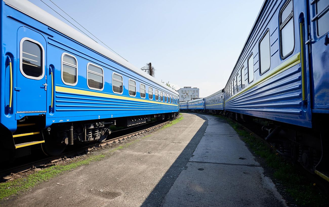 Додаткові поїзди Львів Ворохта Укрзалізниця запускає в серпні – графік руху, зупинки