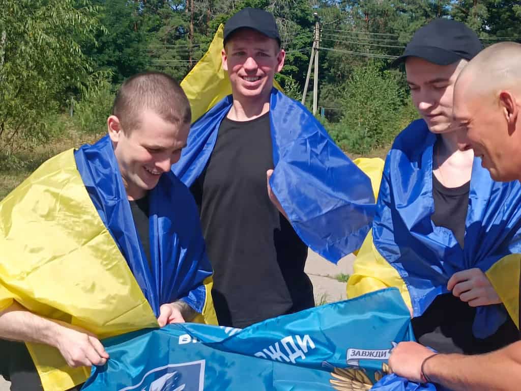 додому з полону повернулися ще 84 українці