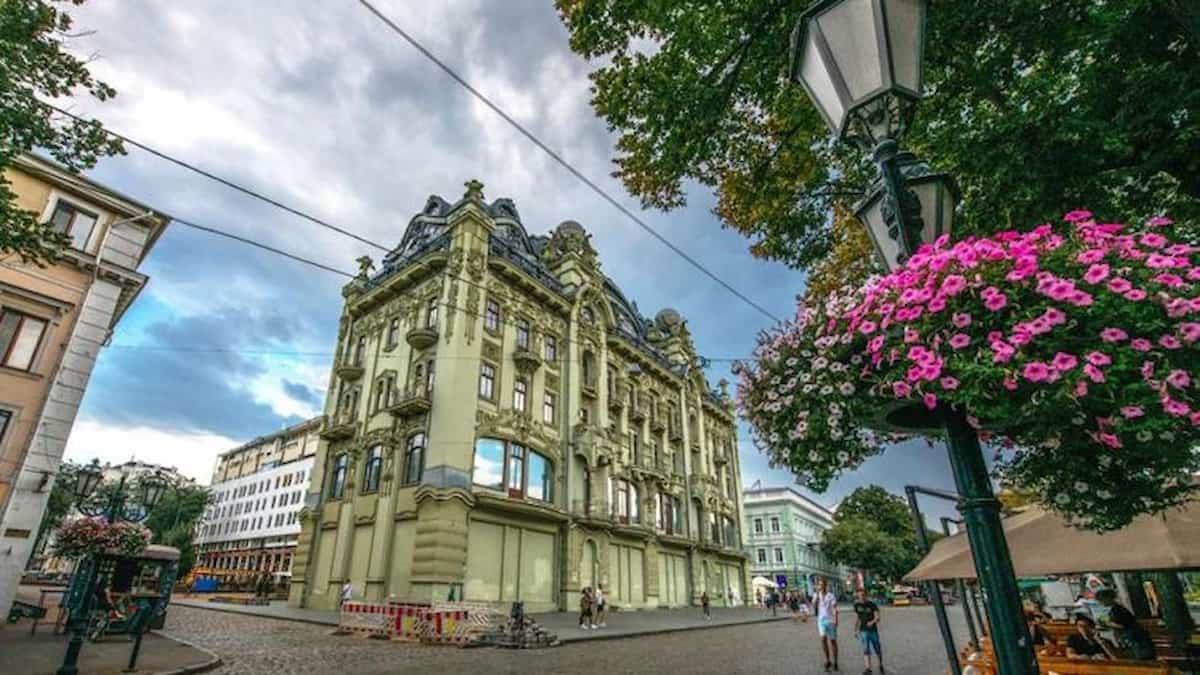 Погода в Одесі 23 серпня: грози, вітер і похолодання