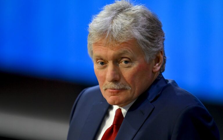 Пєсков виправдав відмову Путіна зустрітися із Зеленським