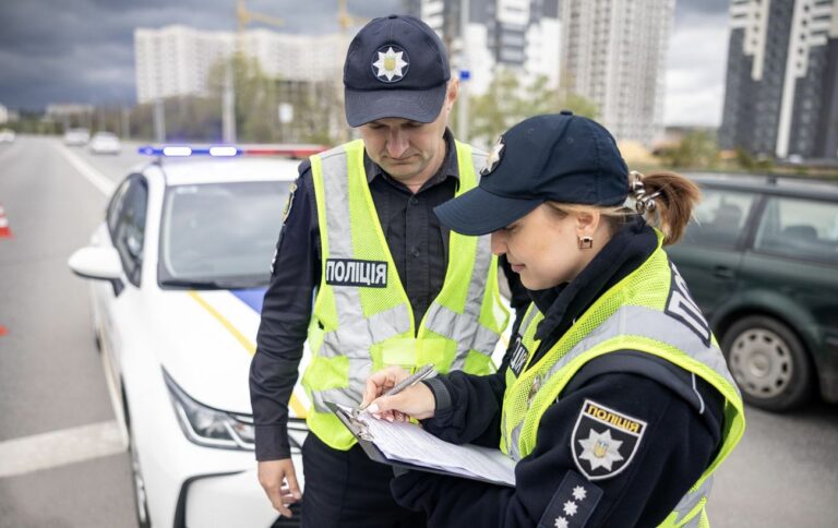Обстріл Києва 23 серпня – ворожий дрон впав на дорогу