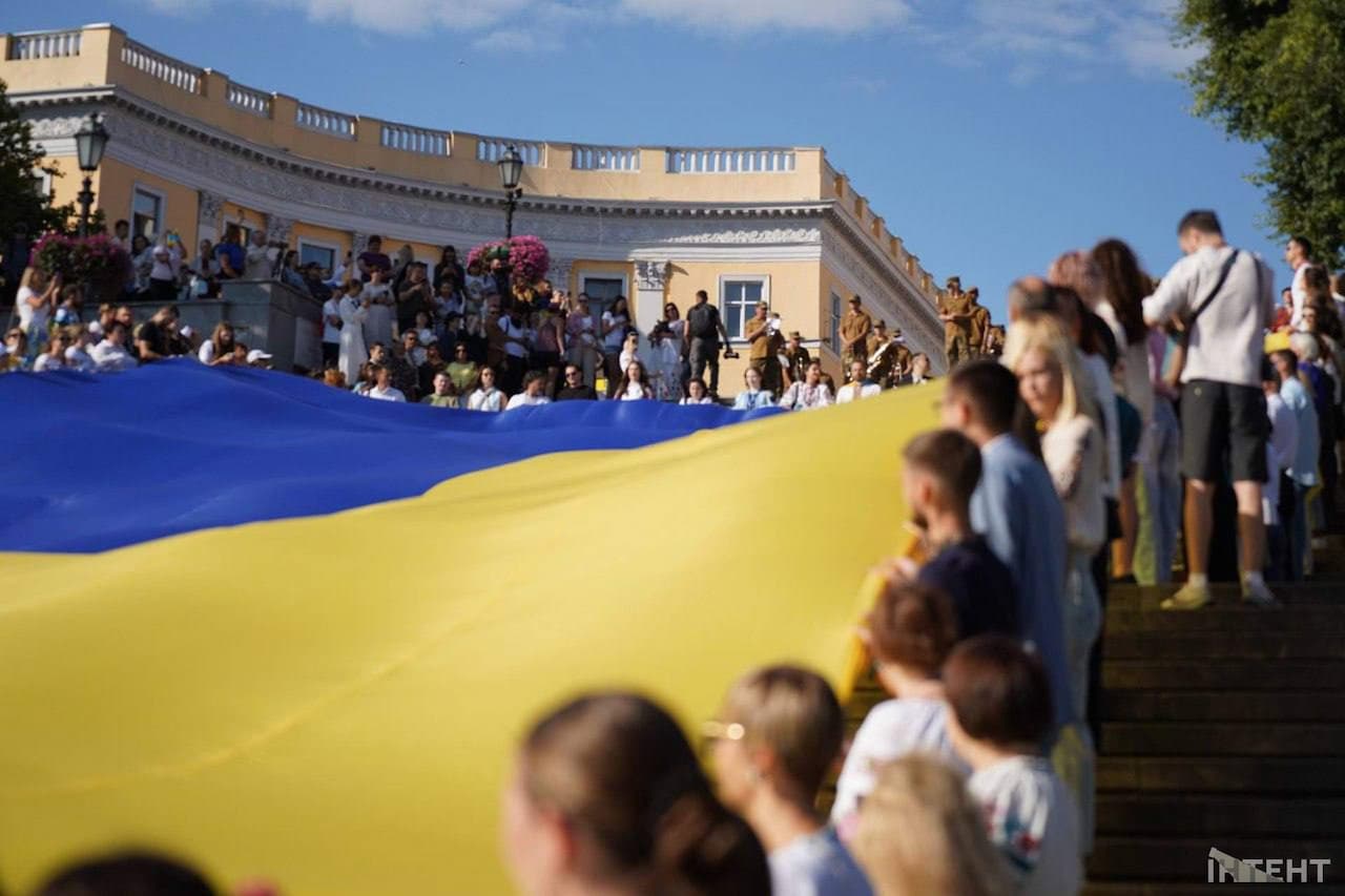 День незалежності 2025: прапор України на Потьомкінських сходах Одеси