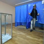 Кому довіряють українці на виборах – дані опитування показали, за кого голосуватимуть