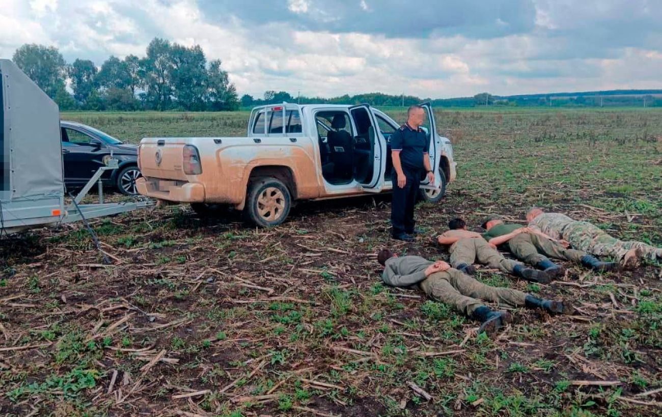 Невідомі запустили дрони в Татарстані 13 серпня – їх затримали