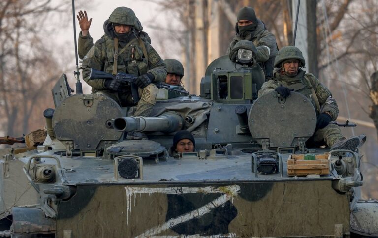 DeepState дізнався, скільки території України окупувала Росія за 1010 днів війни